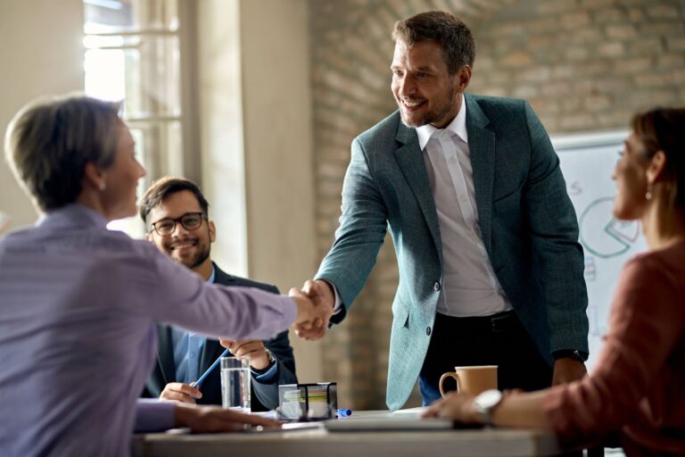 Read more about the article Strategic Introductions: Why Local Contacts Can Make or Break Your Investment in Romania
